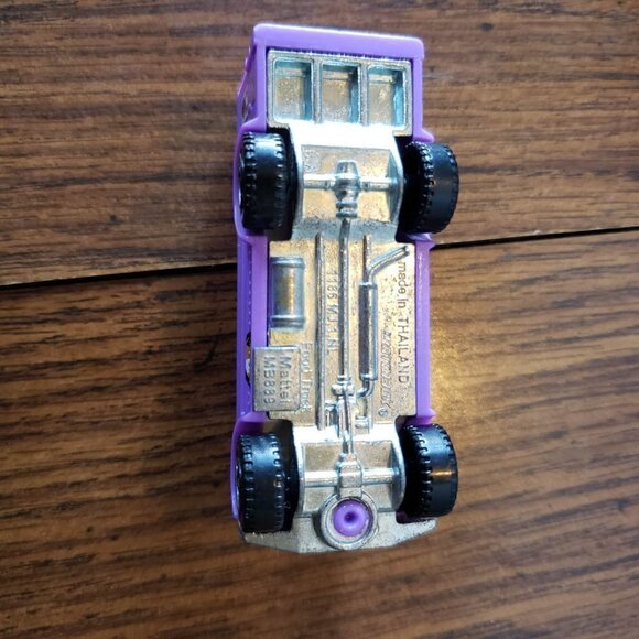 Matchbox Food Truck The Caramel Club Purple - Picture 5 of 5